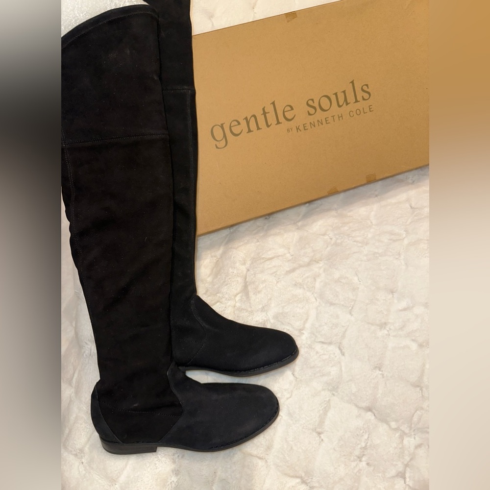 Kenneth Cole Boots